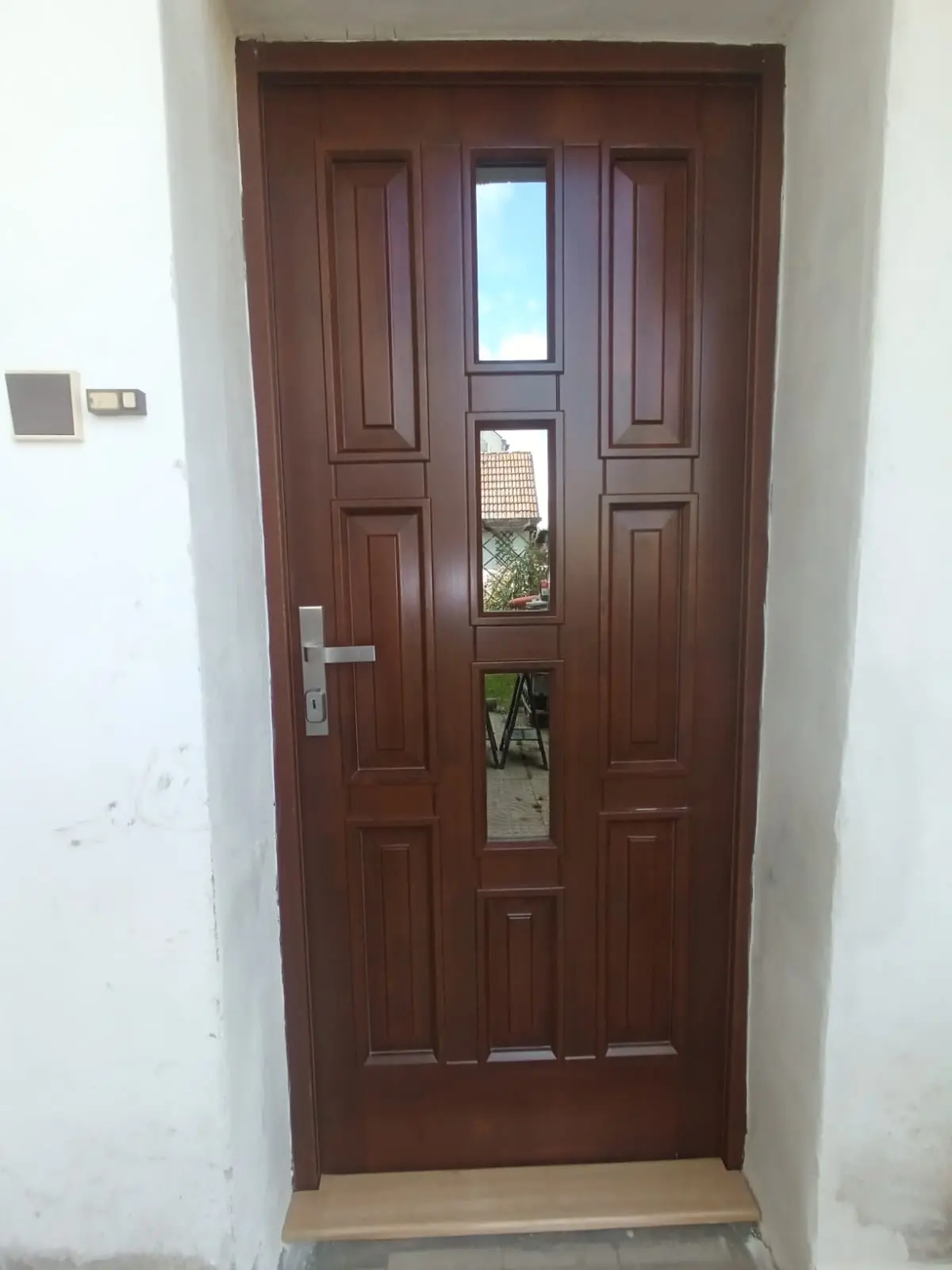 Výměna vchodových dveři RD Pelhřimov po